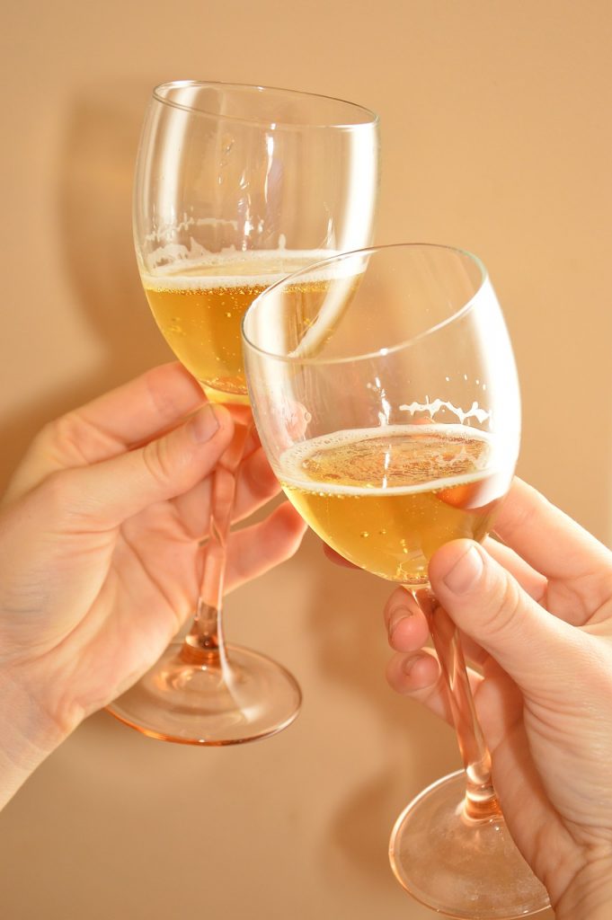 glasses, champagne, toast-5810112.jpg